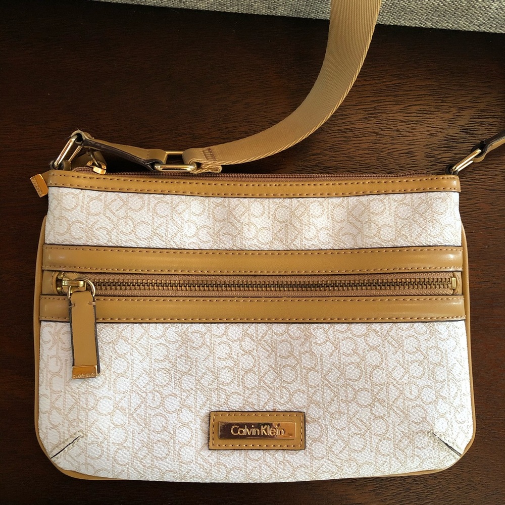 Calvin Klein crossbody purse